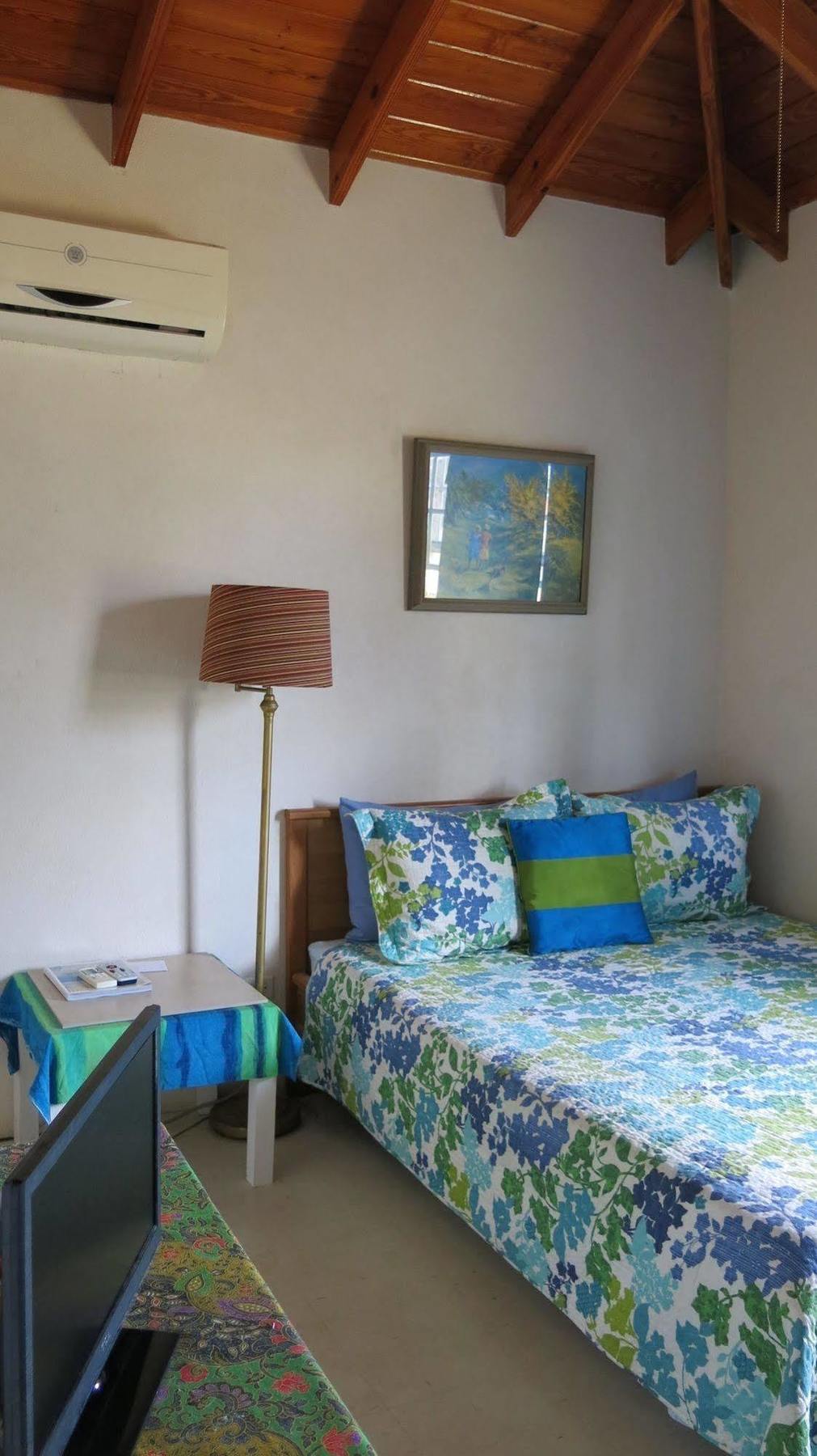 Gemini House Bed & Breakfast Christ Church Extérieur photo